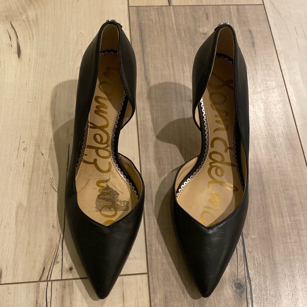 Sam Edelman pointy mid heels in black.